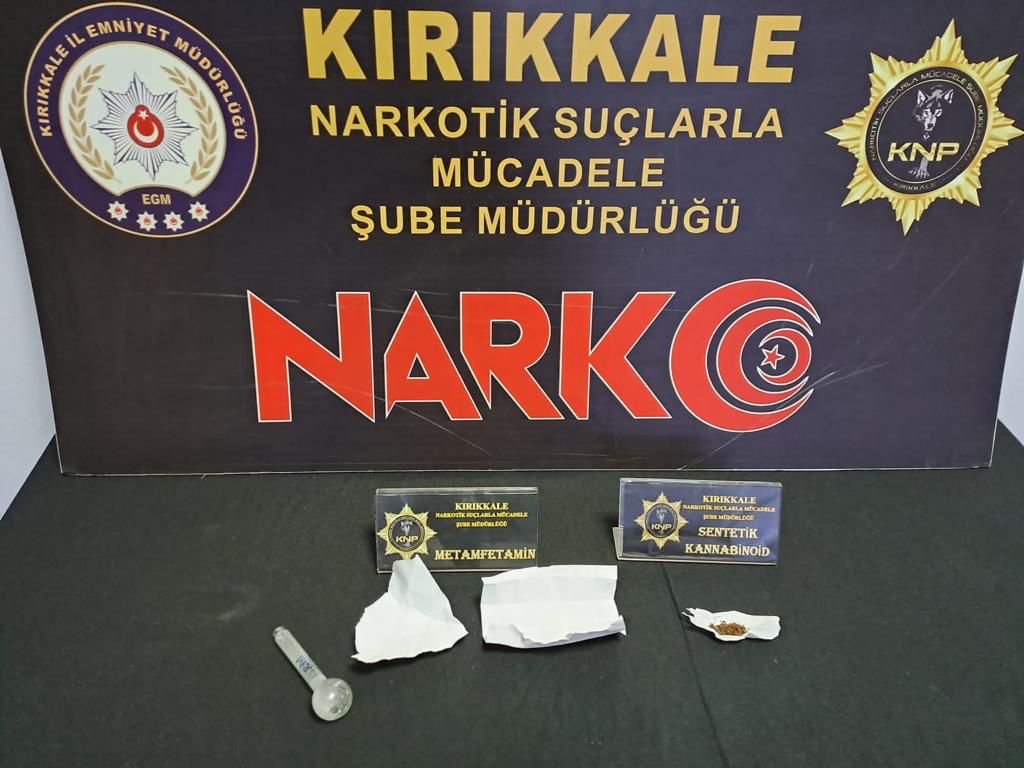 IMG-20231128-WA0008 Kırıkkale'de Uyuşturucu Operasyonu; Yüzlerce Uyuşturucu Hap Ele Geçirildi, 2 Şahıs Tutuklandı