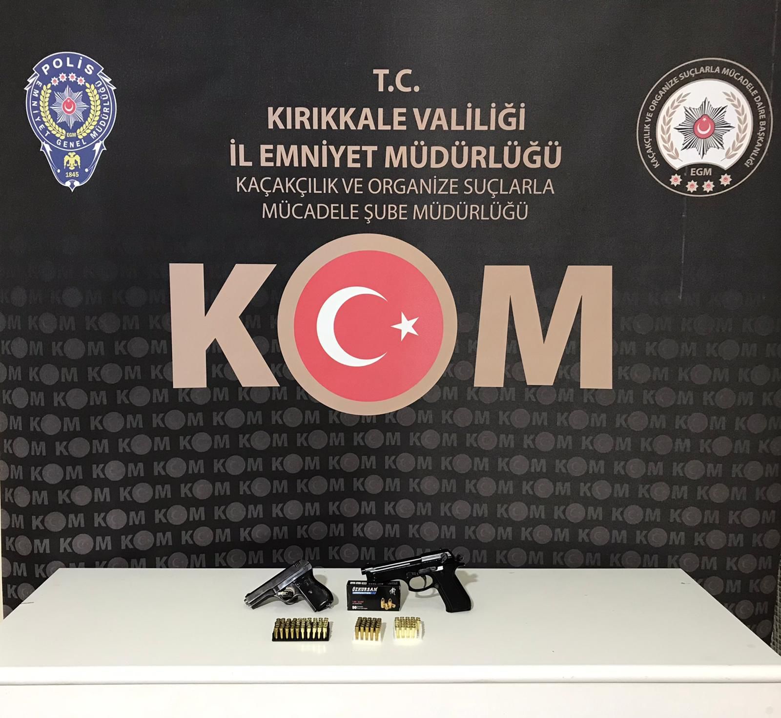 kirikkale-silah-gecirildi Kırıkkale'de 4 Bin 900 Dolu Makaron ve 800 Paket Kaçak Sigara Ele Geçirildi