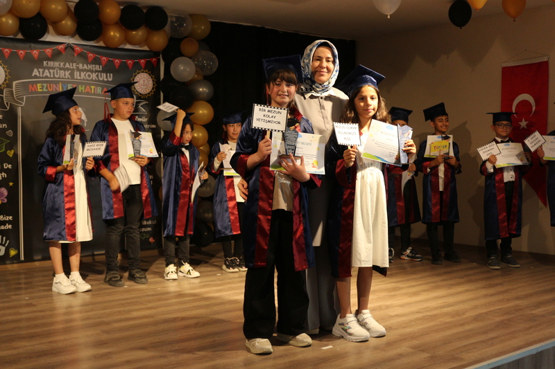 IMG_3655-1 Bahşılı Atatürk İlkokulundan Anlamlı Mezuniyet Töreni