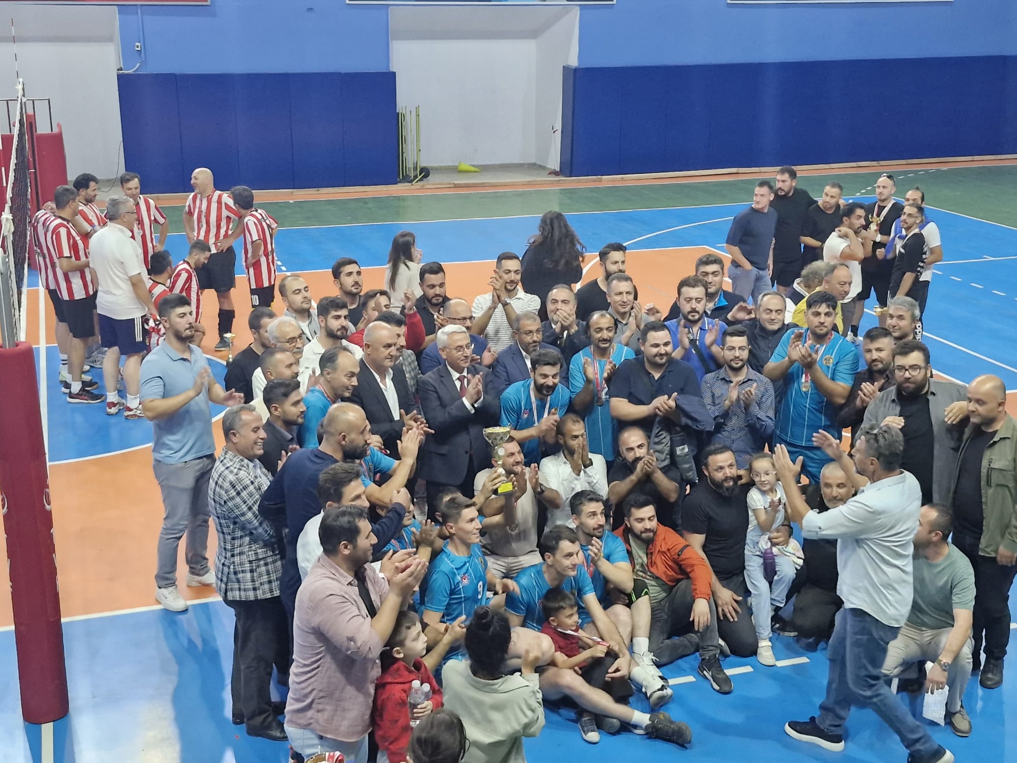 IMG-20240921-WA0010 Kırıkkale'de Kamu Spor Oyunları Voleybol Müsabakalarında MKE A.Ş. Voleybol Takımı Şampiyon Oldu