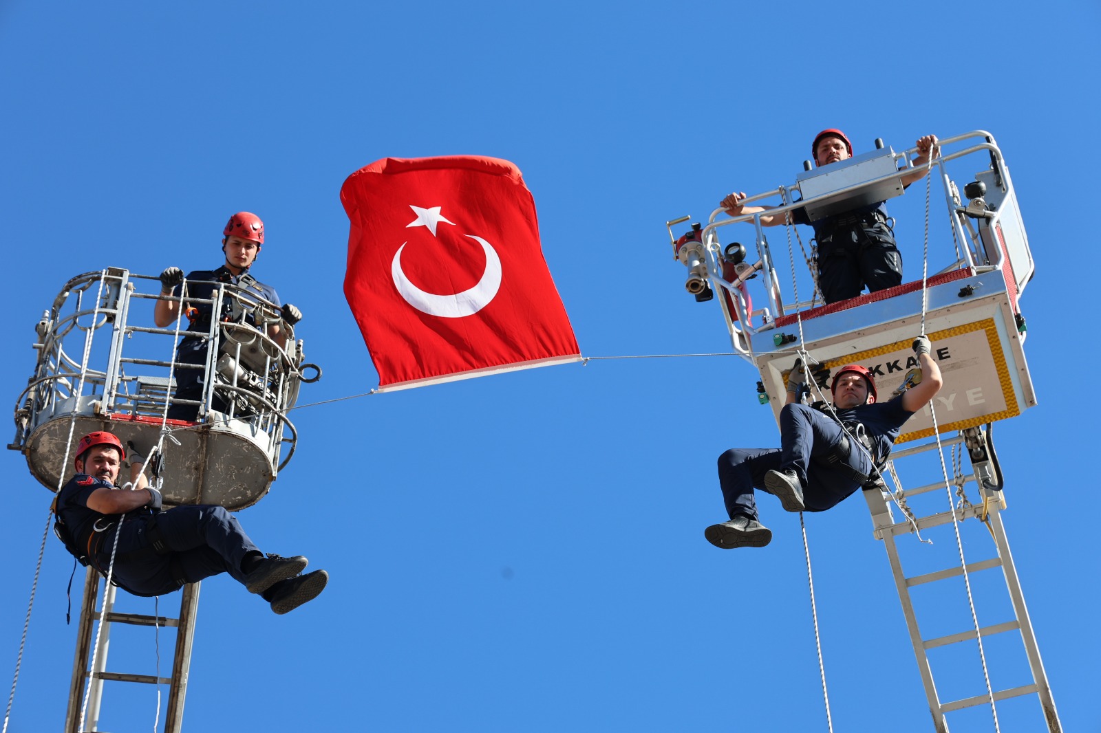 IMG-20240928-WA0046 Kırıkkale İtfaiyesi Gerçeği Aratmayan Tatbikata İmza Attı