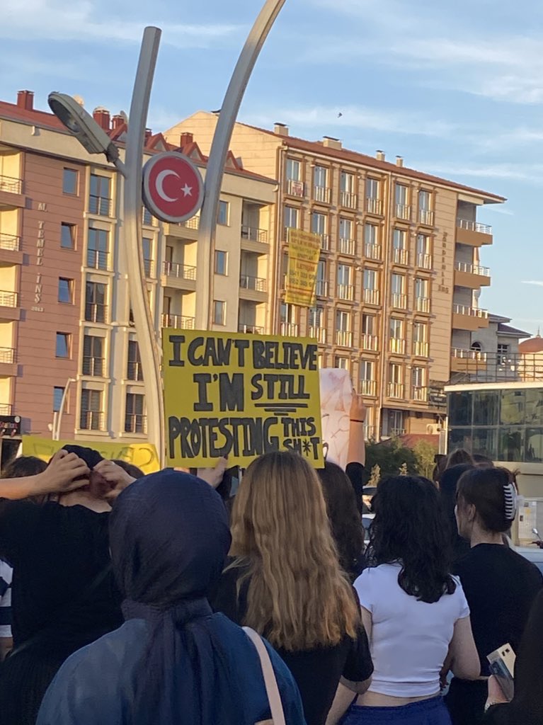 GZdl1nzXMAA5O7o Kırıkkale'de Üniversite Öğrencilerinden Kadına Şiddete Protesto