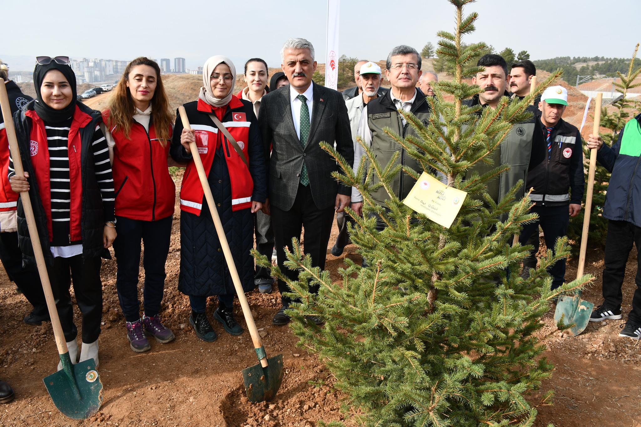 466648625_1708478289942894_7625921836491675650_n Kırıkkale'de 'Geleceğe Nefes' Kampanyasında 3 Bin Fidan Toprakla Buluştu