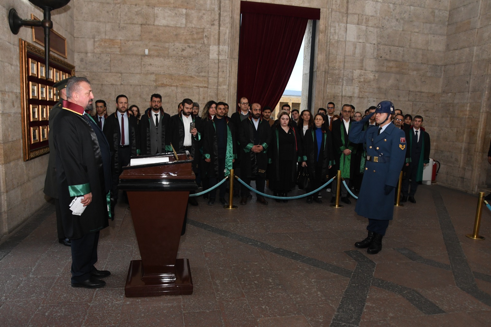 IMG-20241210-WA0054 Kırıkkale Barosu Anıtkabir'de Atasına Saygı Duruşunda Bulundu