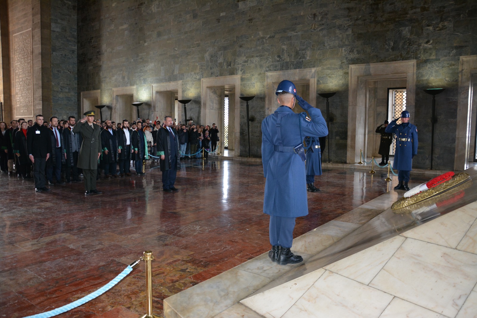 IMG-20241210-WA0055 Kırıkkale Barosu Anıtkabir'de Atasına Saygı Duruşunda Bulundu