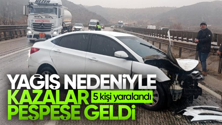 Kırıkkale’de Kaygan Yol Kazalara Neden Oldu: 5 Yaralı