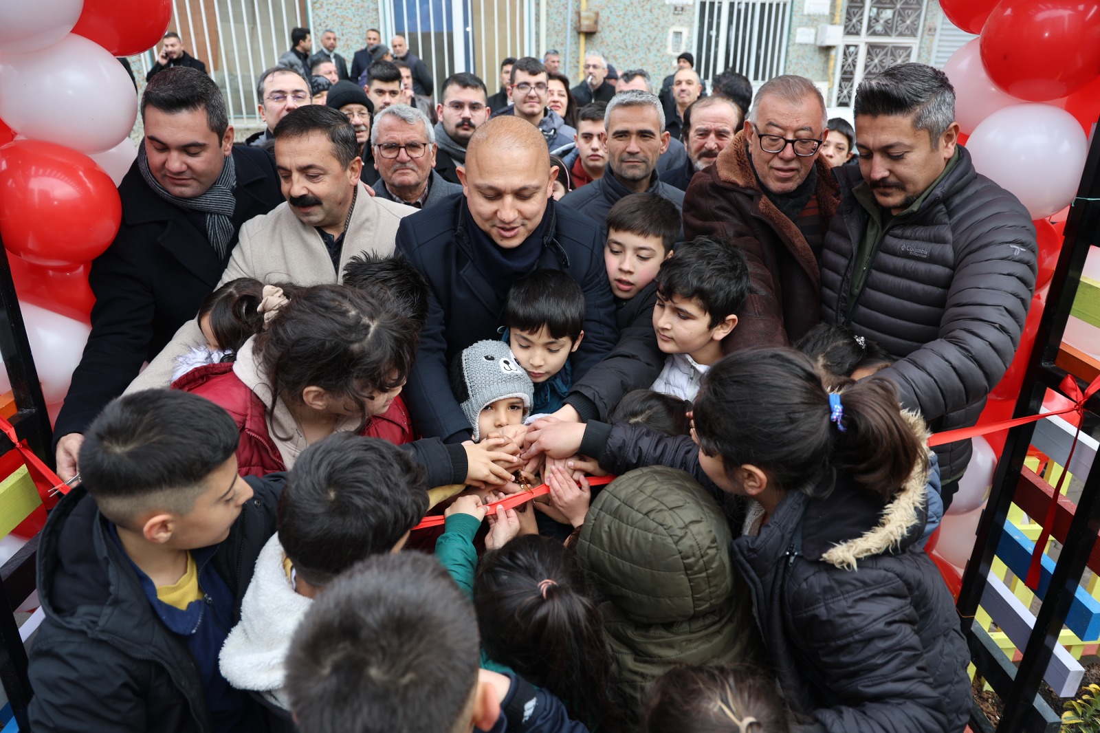 9 Kırıkkale Belediyesi Yıllardır Atıl Durumda Olan Mehmet Akif Ersoy Parkı'nı Yeniden Hizmete Açtı