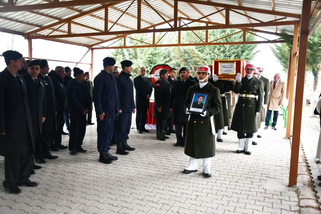 FB_IMG_1737557853763 Kırıkkale'li Emekli Astsubay Başçavuş Zekeriya Apaydın Vefat Etti