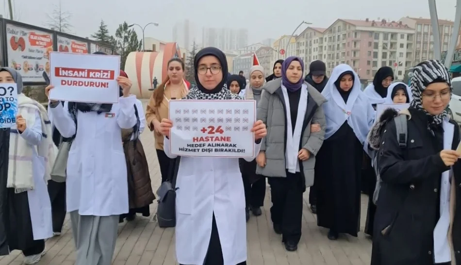 1703942910_a2 Kırıkkale'de Doktorlar, Gazze İçin Sessiz Yürüyüş Düzenledi