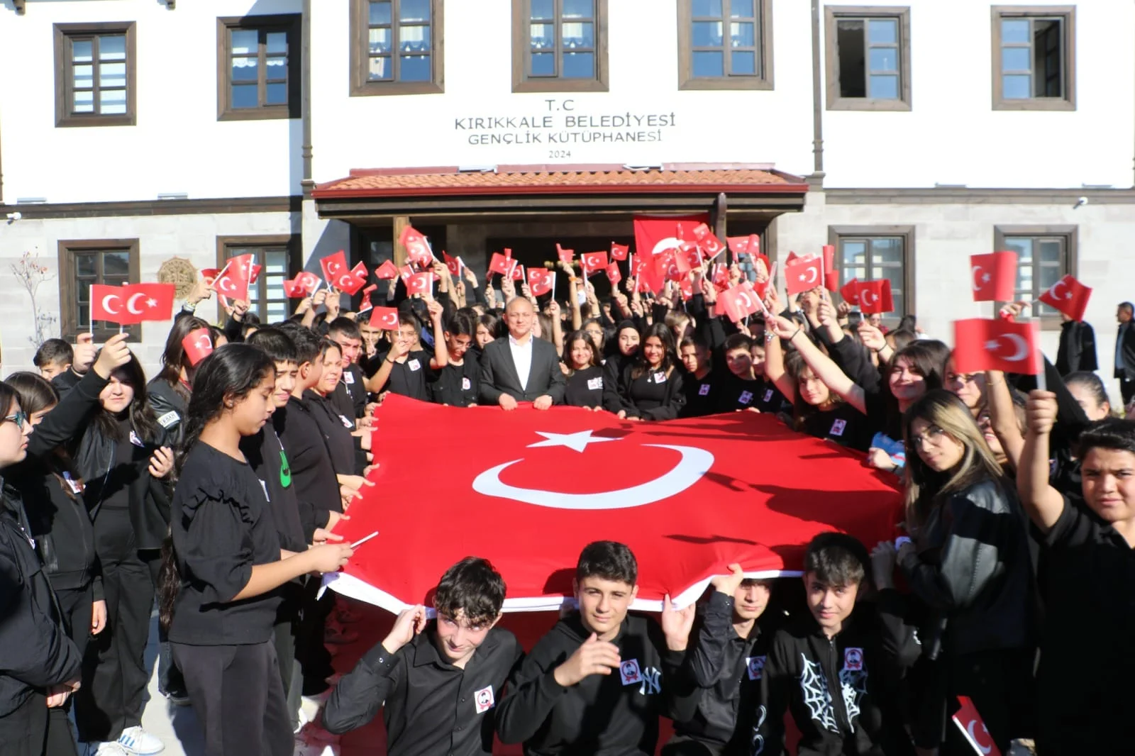 464860410_991727636329897_703921740942054095_n Kırıkkale'de 29 Ekim Coşkusu: Atatürk ve Cumhuriyet Temalı Gösteriler Büyük İlgi Gördü