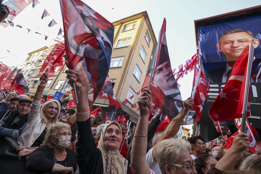 Kirikkale-47-Yil-Sonra-Tarih-Yazdi-8 Özgür Özel, Kırıkkale'de İktidar Mesajı Verdi: Borcumuzu Ödeyeceğiz