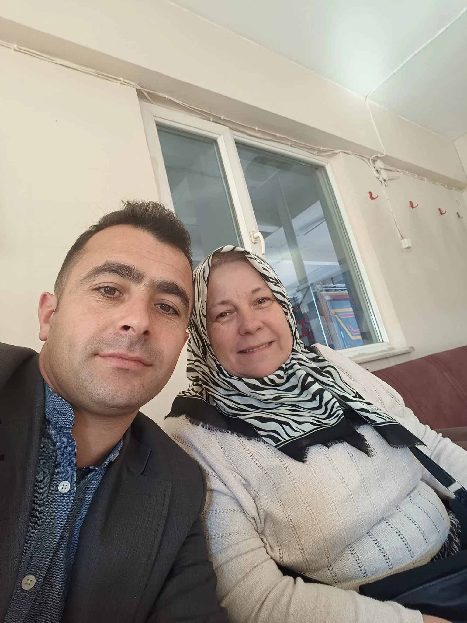 465737632_8408621239186471_8253568926056322372_n Kırıkkale İtfaiyesine 'Anne Şefkati' ile Destek: Gülhan Teyze'den Sıcak Bir Ziyaret