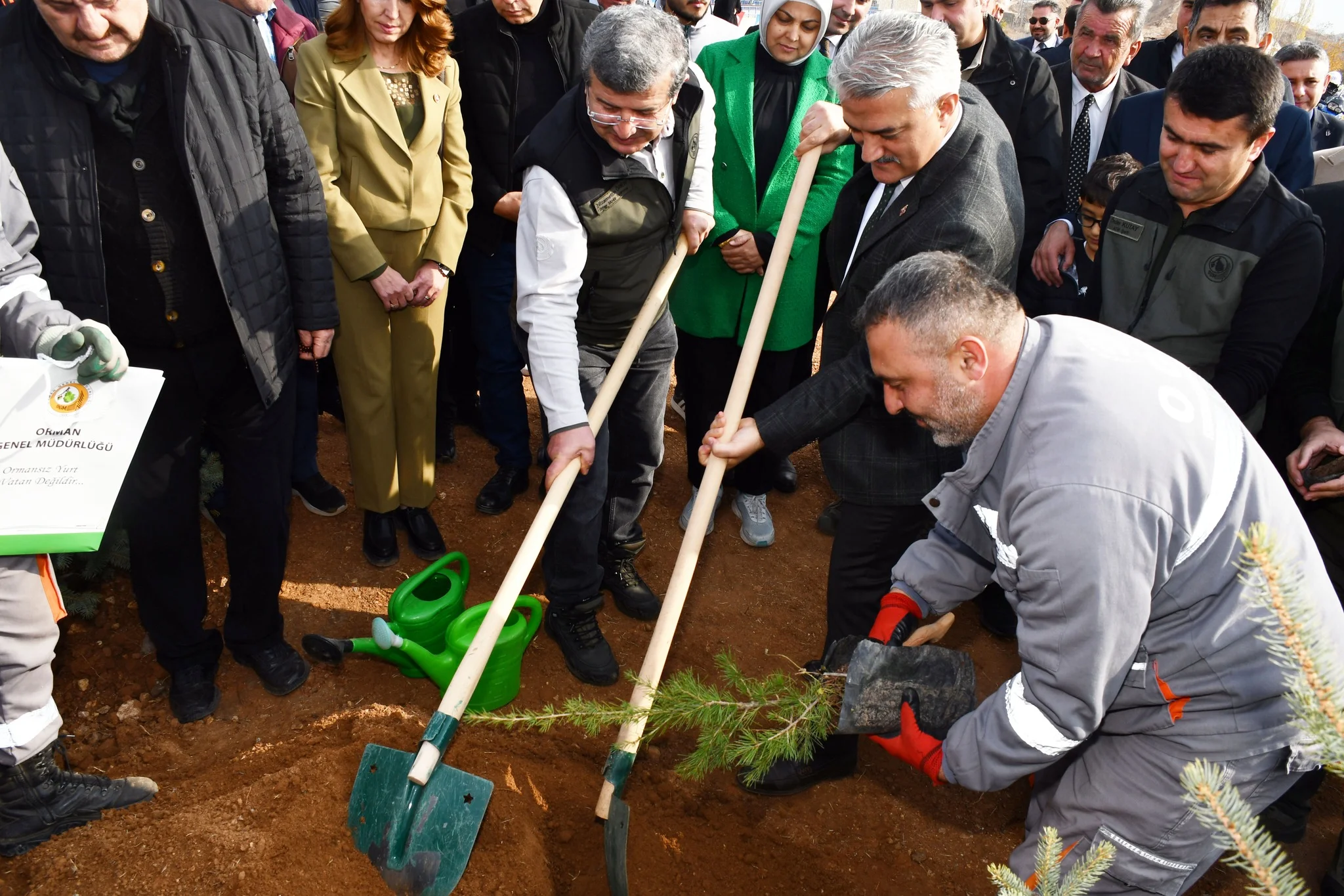 466073280_1708477553276301_8018341528737705407_n Kırıkkale'de 'Geleceğe Nefes' Kampanyasında 3 Bin Fidan Toprakla Buluştu