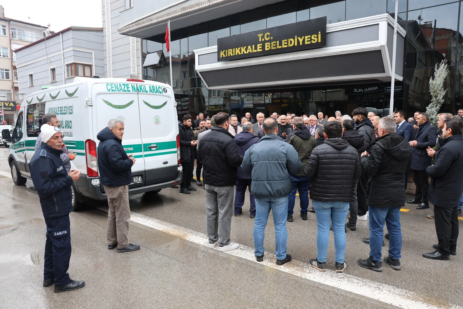 IMG-20241216-WA0049 Kırıkkale Belediyesi Zabıta Personeli Ömer Savaş Kalp Krizi Sonucu Hayatını Kaybetti