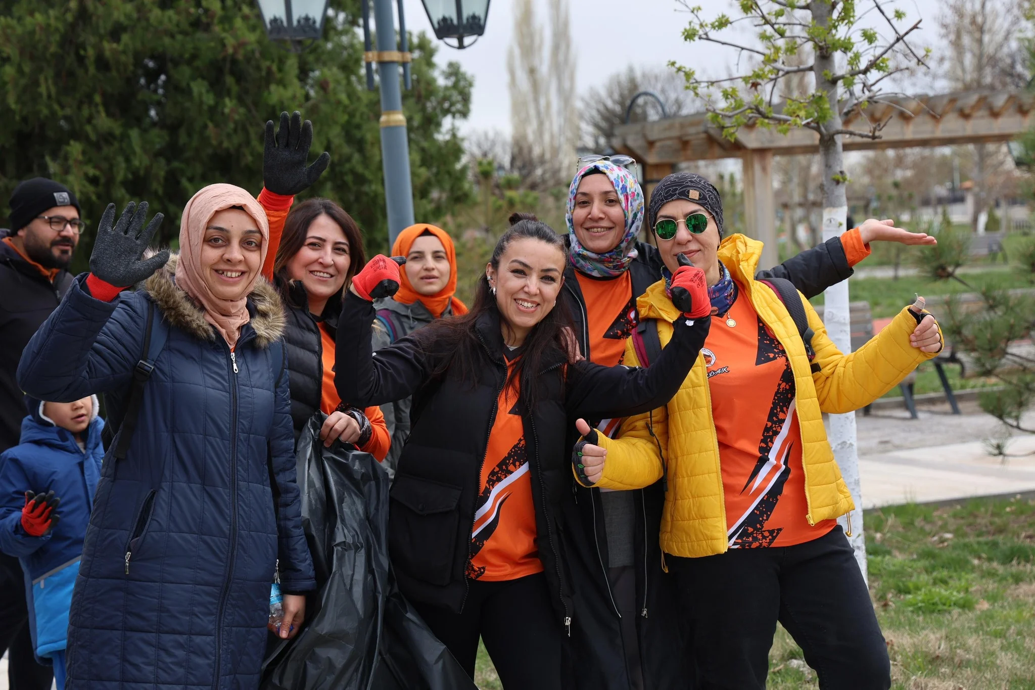 491354924_1124048686431124_6086405869994248241_n Bozkır Dağcılık Kulübünden Örnek Davranış: Kızılırmak Kıyısında Temizlik Seferberliği